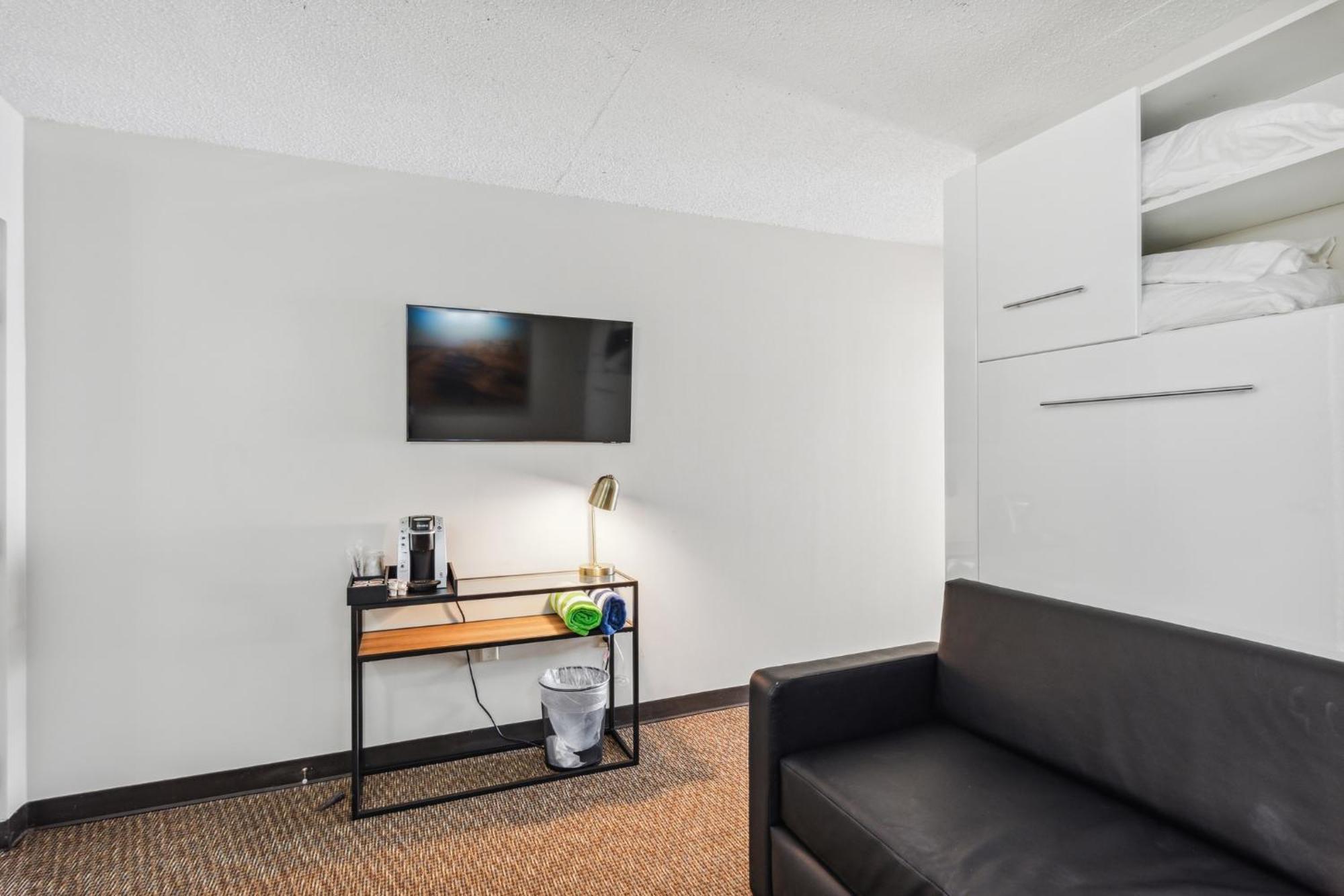 Cape Suites Room 8 - Free Parking! Hotel Room เรอโฮโบธบีช ภายนอก รูปภาพ